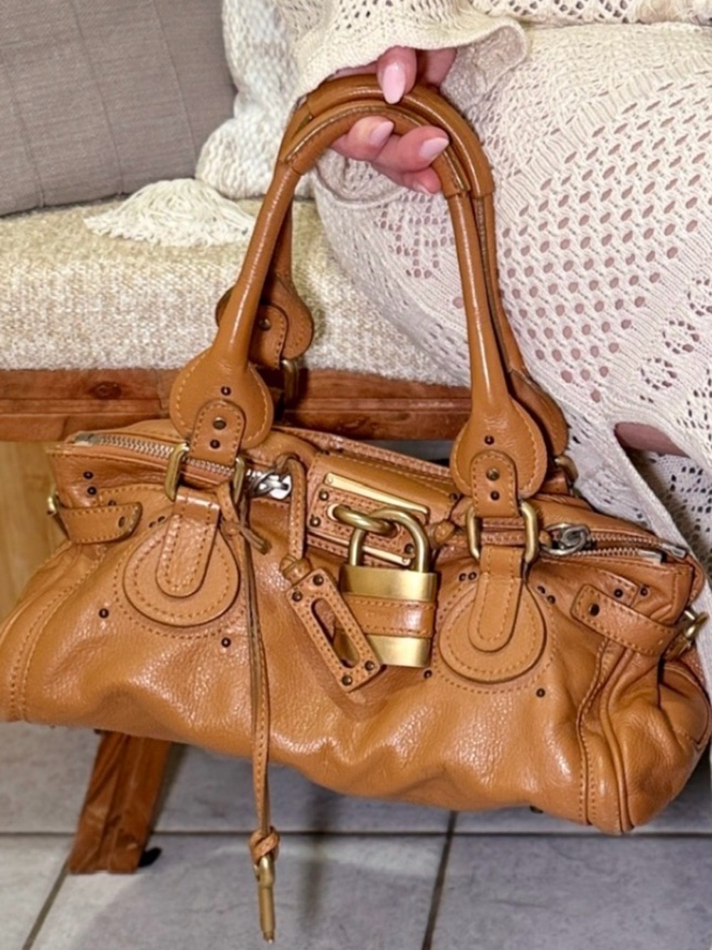 Authentic Chloe Paddington Tan Leather Satchel  Gold padlock & key EUC Vintage